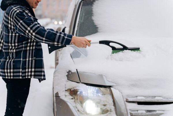 Cuidado del vehículo en invierno del Limpieza Lunas y Cristales