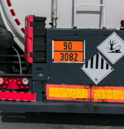 Placas y Normativas para Transporte