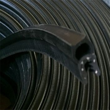 GM011 · 19,7x10,4mm Goma Estanqueidad Frontal · Caucho EPDM + Esponja (3)