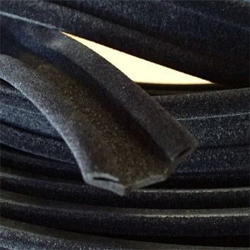 CR004 · 25x7,5mm Guía Cristal Flocada · Flexible · Caucho EPDM (2)