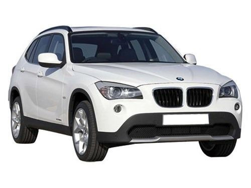 BMW Serie 1 (E87) (2007 - 2012) / (E81) (2006 - 2012) Rejilla Marco Cromado (1)