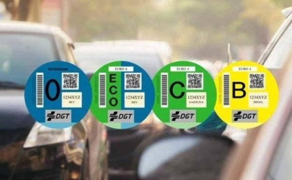 Etiqueta Medioambiental V-25 · Distintivo DGT · 100% homologada (5)