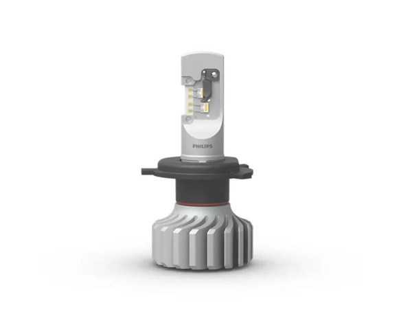 H4 Philips Ultinon PRO 6000 Boost · Luz LED (2)