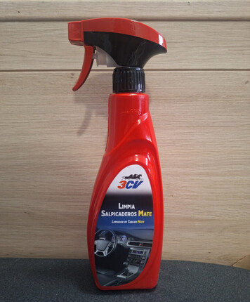 Limpia Salpicaderos Mate 3CV · Pistola 500ml