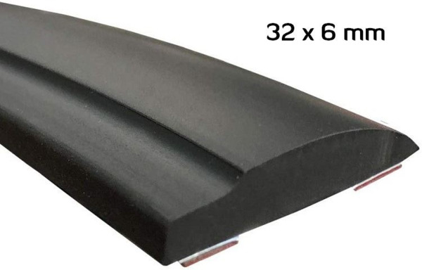 MA011 · 32x6mm Moldura Adhesiva Negro Flexible