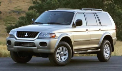 Mitsubishi Montero / Pajero Sport · 5 puertas · 1997-2013 · Deflectores de Aire