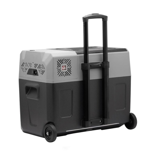 Nevera portátil 12/24/220V · Capacidad 40 L · Compresor Inverter · Bluetooth y USB (2)