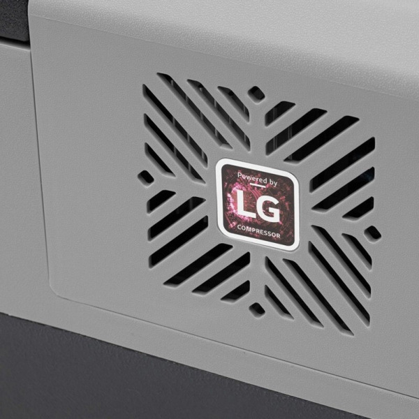 Nevera portátil 12/24/220V · Capacidad 40 L · Compresor Inverter · Bluetooth y USB (4)