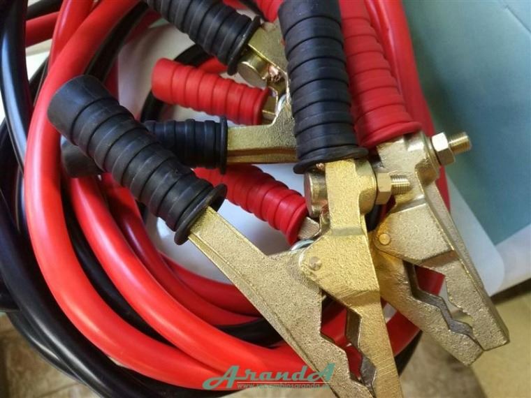 Pinzas y Cables de Arranque para coche, moto e industrial