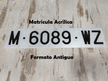 Placa Matrícula Larga Antigua Acrílica · 520x110 mm