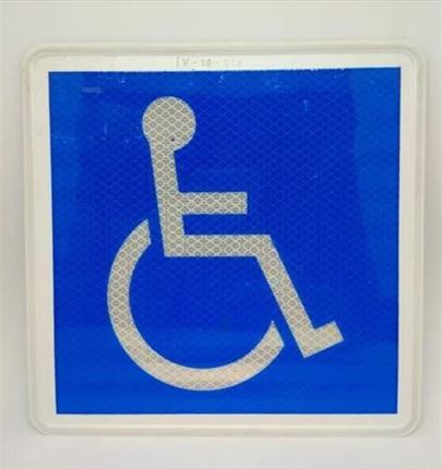 Placa V15 Persona discapacitada 21x21 cm