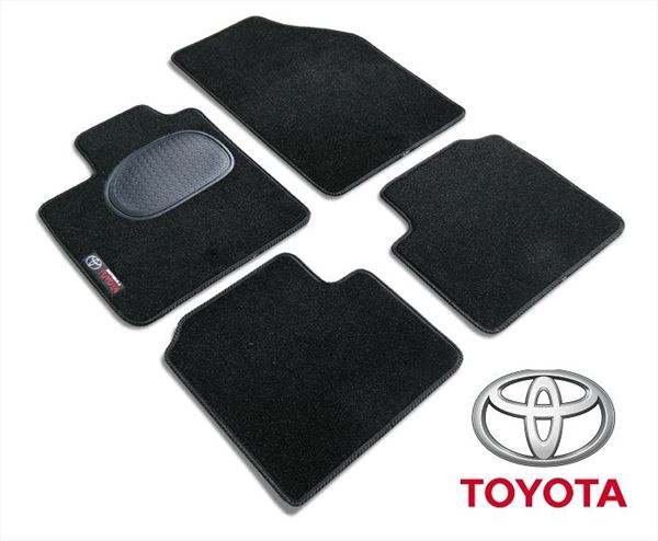 TOYOTA · Juego de 4 Alfombras Adaptables