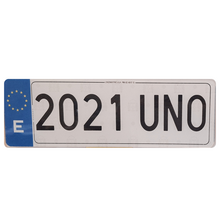 UNO Alfa - Placa Matrícula Corta · Acrílica 340x110mm