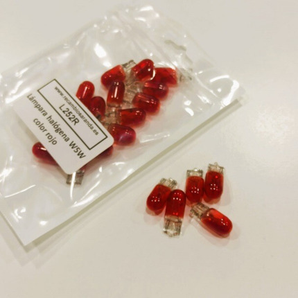 Lámpara halógena W5W en color amarillo. Habitual para luces de posición e interiores en coche clásico por su color amarillo. Fabricación europea. Máxima calidad al mejor precio. Modelo T10 12V 5W. Importante: es color amarillo, no naranja